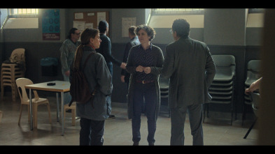 Imagen de 33 días (T1): Ep.2 Los años bárbaros - 9