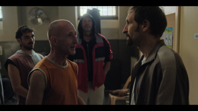 Imagen de 33 días (T1): Ep.2 Los años bárbaros - 10