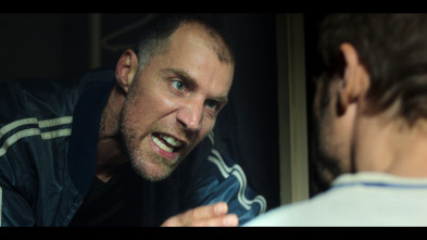 Imagen de 33 días (T1): Ep.2 Los años bárbaros - 11