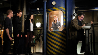 Imagen de Warehouse 13 (T4): Ep.19 Todo el tiempo del mundo - 1
