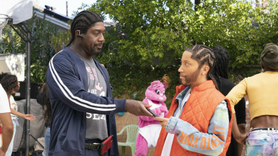 Imagen de A Black Lady... (T2): Ep.3 Sister, May I Call You Oshun? - 2