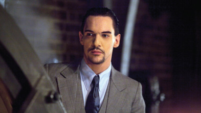 Imagen de Dracula (T1): Ep.10 Que se haga la luz - 2