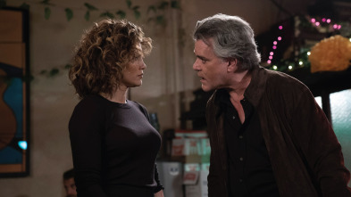 Imagen de Shades of Blue (T2): Ep.4 La niña de papá - 2
