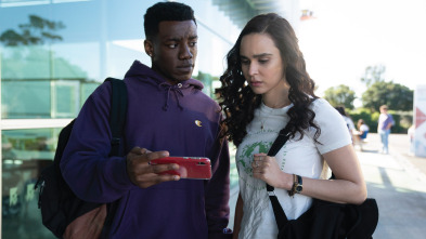 Imagen de Alguien está... (T1): Ep.7 Alguien no se rinde - 2