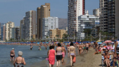 Imagen de En el punto de mira (T3): Verano en Benidorm - 10