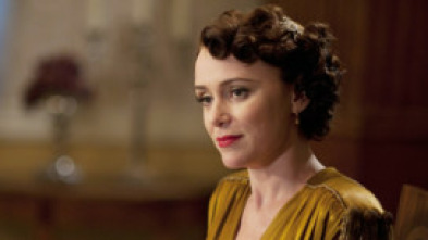 Imagen de Arriba y abajo (T2): Ep.3 Un ejemplar perfecto de mujer - 5