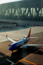 Imagen de La Guardia: Súper...: Traslado de pasajeros y aviones - 6