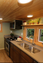 Imagen de Minicasas sobre... (T7): Una minicasa reciclada - 4