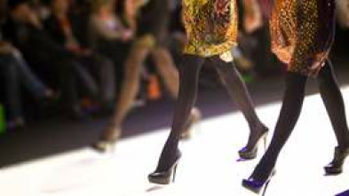 Imagen de Coser y contar (T1): Eisa (Balenciaga) - 5