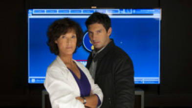 Imagen de Unidad de... (T8): Ep.2 Juego de engaños - 5