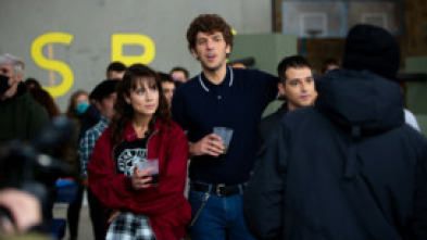 Imagen de Altsasu (T1): Ep.1 T'estaré esperant al Koxka. Aitor - 5