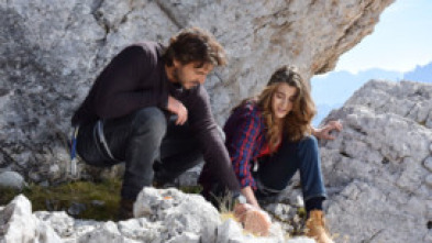 Imagen de A un paso del cielo (T4): Ep.18 Herida mortal - 5