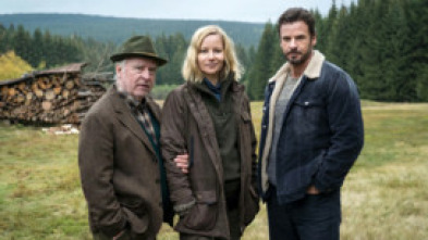 Imagen de Crimenes en los... (T1): Ep.7 Asesinato en Navidad - 4