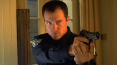 Imagen de Más allá del deber - 5