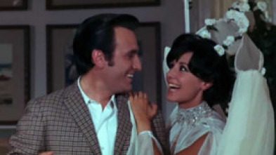 Imagen de Relaciones casi públicas - 7