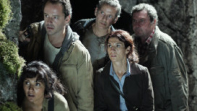 Imagen de Invasión (Últimos... (T1): Ep.2 Parte 2 - 5