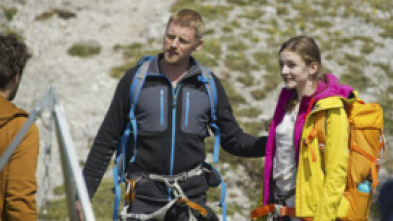 Imagen de Rescate en los Alpes (T6): Ep.1 Con sus últimas fuerzas (1ªparte) - 5