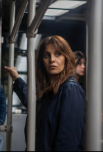 Imagen de Petra (T3): Ep.2 Los honores de la casa - 5