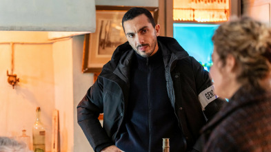 Imagen de Asesinato en Arbois - 3