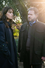 Imagen de Petra (T2): Ep.4 Nido vacío - 2