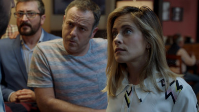 Imagen de Allí abajo (T3): Ep.16 Dos viajeros, un parto y ninguna boda - 3