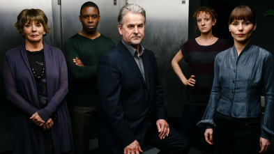 Despertando a los... (T5): Ep.1 Torres de silencio (1)