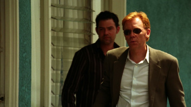 Imagen de CSI: Miami (T2): Ep.3 Mal momento - 3