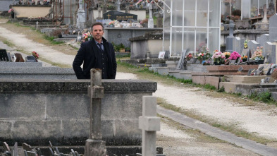 Imagen de Asesinato en Chartres - 5