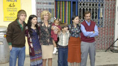 Imagen de Cuéntame cómo pasó (T7): Ep.13 El día de la bomba, el día después - 3