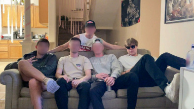 Imagen de Delincuentes al desnudo: Fuera los pantalones y esposado - 5