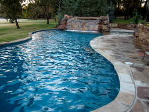 Imagen de Piscinas de ensueño (T7): Una piscina de vacaciones al lado del lago - 1