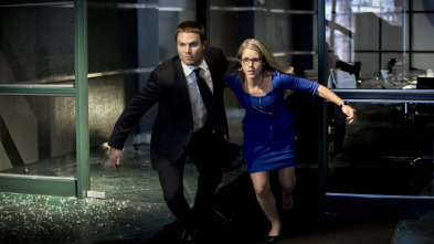 Imagen de Arrow (T2): Ep.21 La ciudad de Blood - 3