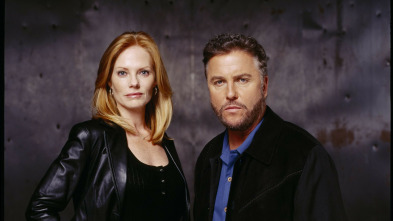 Imagen de C.S.I. (T4): Ep.4 Sintiendo el calor - 3