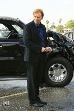 Imagen de C.S.I.: Miami (T8): Ep.3 La acción del rayo - 2