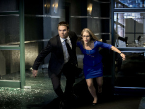 Imagen de Arrow (T2): Ep.21 La ciudad de Blood - 1