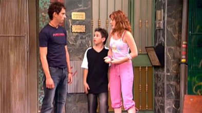 Imagen de Aída (T2): Ep.27 Adivina quién no viene a cenar esta noche - 3