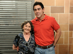 Imagen de La que se avecina (T5): Ep.60 Un romance otoñal, un plato prohibido y una serpiente constrictora - 1