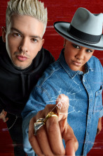 Help! I'm in a... (T3): Rolando y Joshua