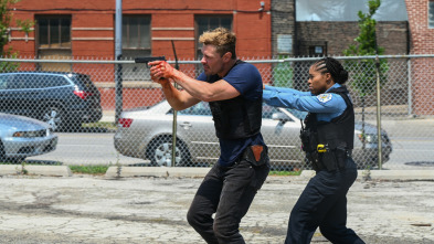 Imagen de Chicago P.D. (T12): Ep.19 Derechos de imagen y publicidad - 3