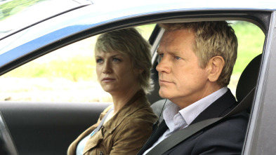 Imagen de Unidad de... (T4): Ep.9 Las caballerizas - 3