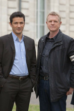 Imagen de Unidad de... (T11): Ep.1 En su mundo - 2