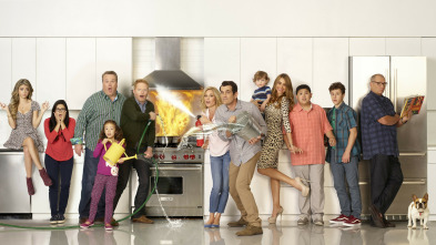 Imagen de Modern Family (T6): Ep.20 ¡A por los bolos! - 3