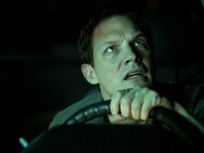 Imagen de Resident Alien... (T4): Ep.6 Proveedores de almas - 2