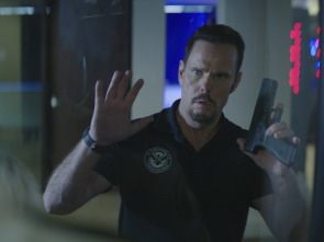 Imagen de Bajo vigilancia - 1