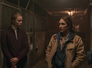 Imagen de Veronika (T1): Ep.2 La chica en el bosque - 3