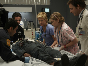 Imagen de Enfermera Jackie (T3): Ep.4 Manoplas - 3