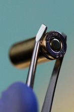 Imagen de Durmiendo con la muerte: La clave del asesinato - 2