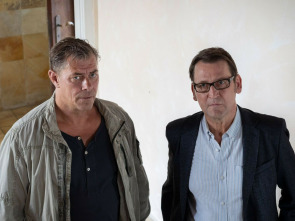 Imagen de Assassinats al nord (T6): Ep.16 Parcialitat - 1