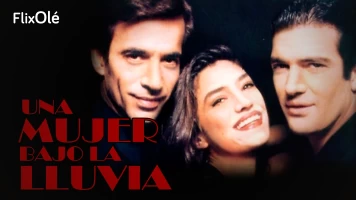 Una mujer bajo la lluvia