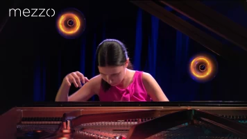 Alexandra Dovgan - Bach, Brahms - Verbier Festival